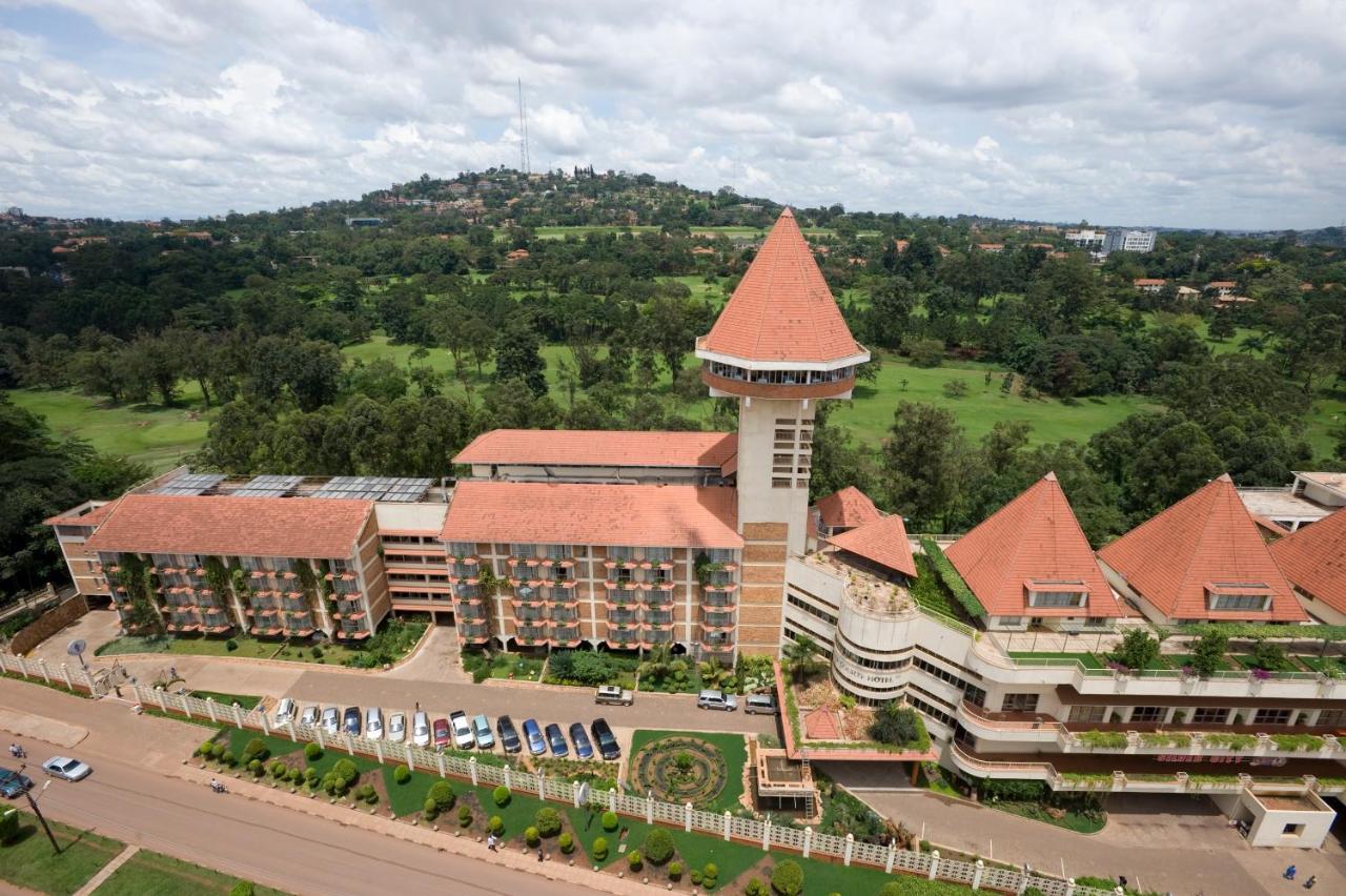 Golf Course Hotel Kampala Eksteriør billede